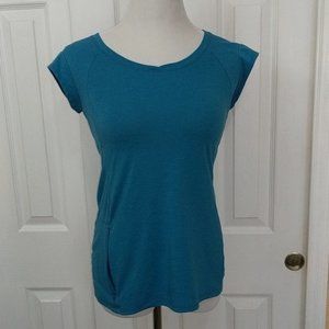 REI Blue Leisurewear Outdoors Workout Shirt, Side Pockets | XS